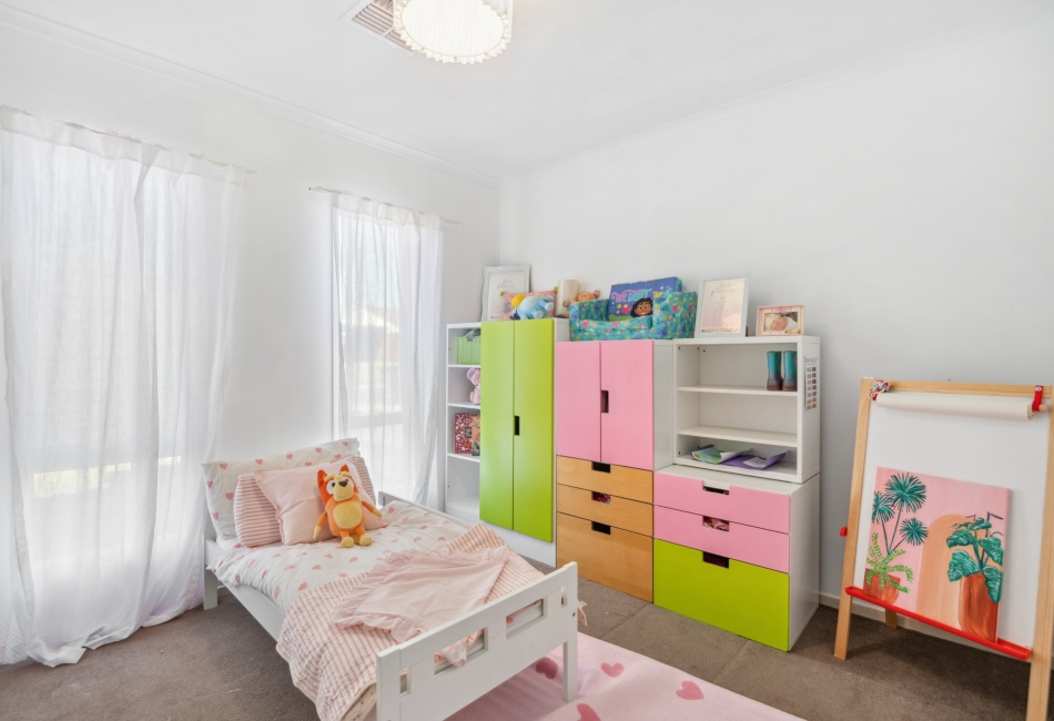4 Douglas Avenue, Reynella, SA 5161 AUS