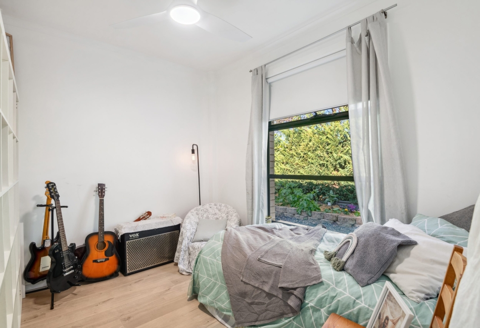 4 Douglas Avenue, Reynella, SA 5161 AUS
