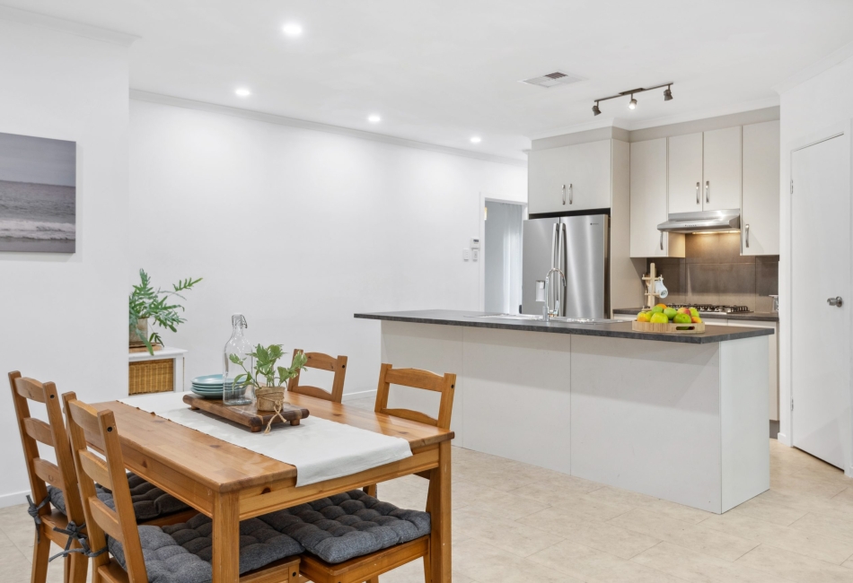 4 Douglas Avenue, Reynella, SA 5161 AUS