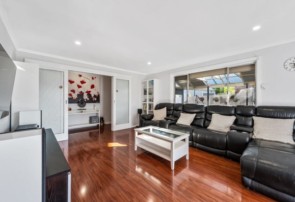 32 Kathryn Drive, Morphett Vale, SA 5162 AUS