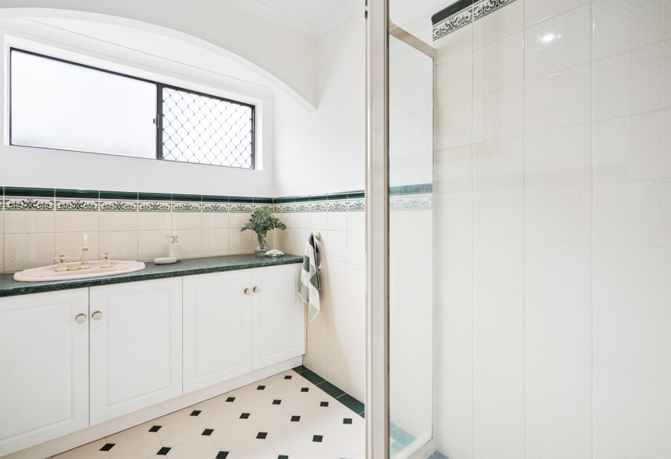 10 Cunningham Street, Morphett Vale, SA 5162 AUS