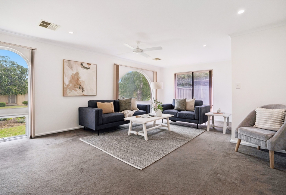 10 Cunningham Street, Morphett Vale, SA 5162 AUS