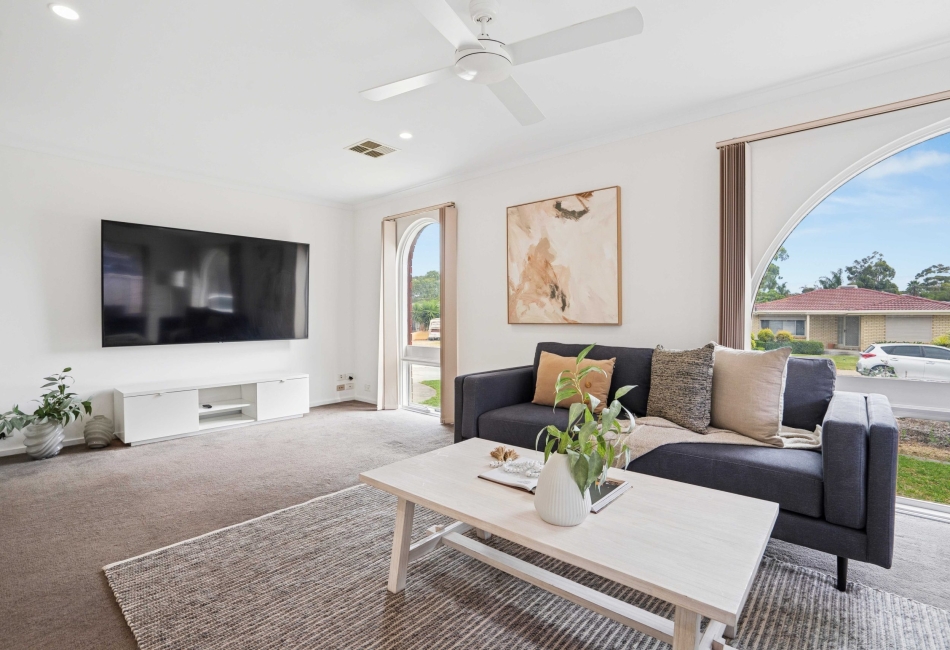 10 Cunningham Street, Morphett Vale, SA 5162 AUS