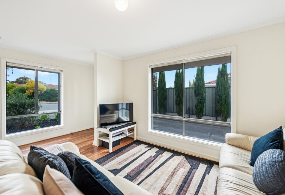 18 Waterman Terrace, Mitchell Park, SA 5043 AUS