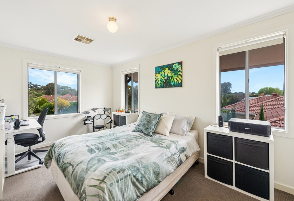 18 Waterman Terrace, Mitchell Park, SA 5043 AUS