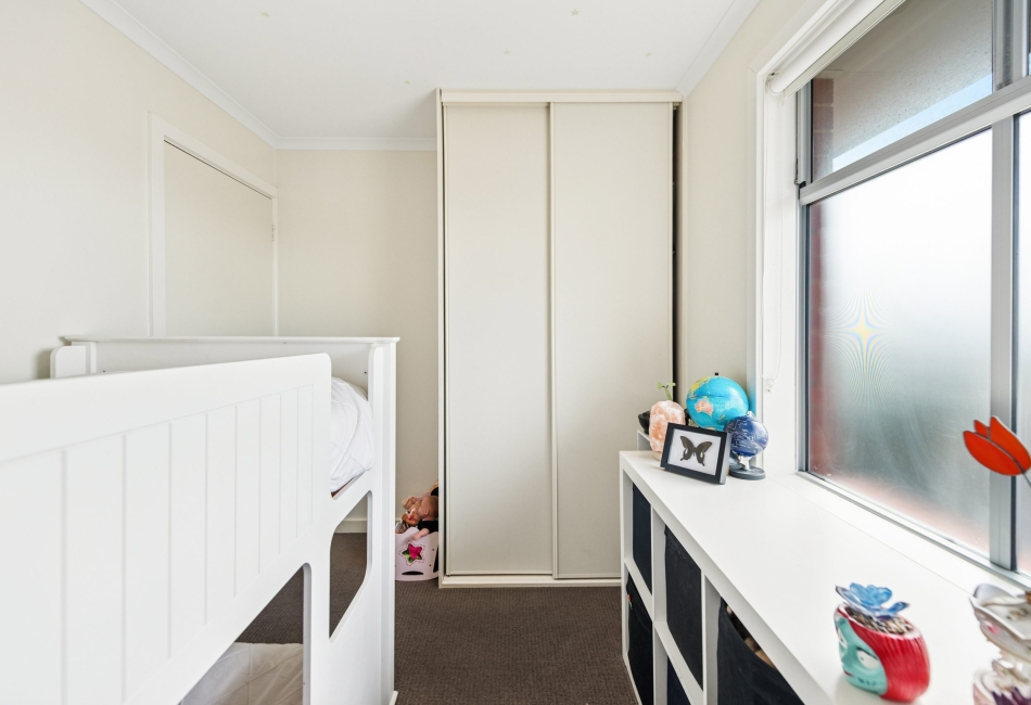18 Waterman Terrace, Mitchell Park, SA 5043 AUS