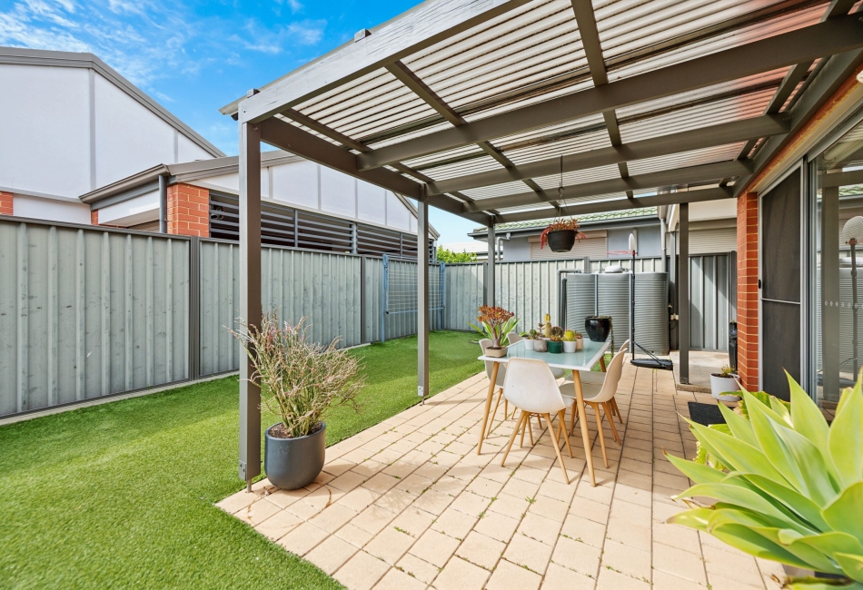 18 Waterman Terrace, Mitchell Park, SA 5043 AUS