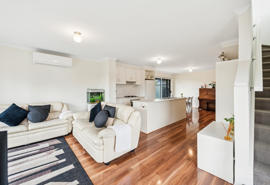 18 Waterman Terrace, Mitchell Park, SA 5043 AUS