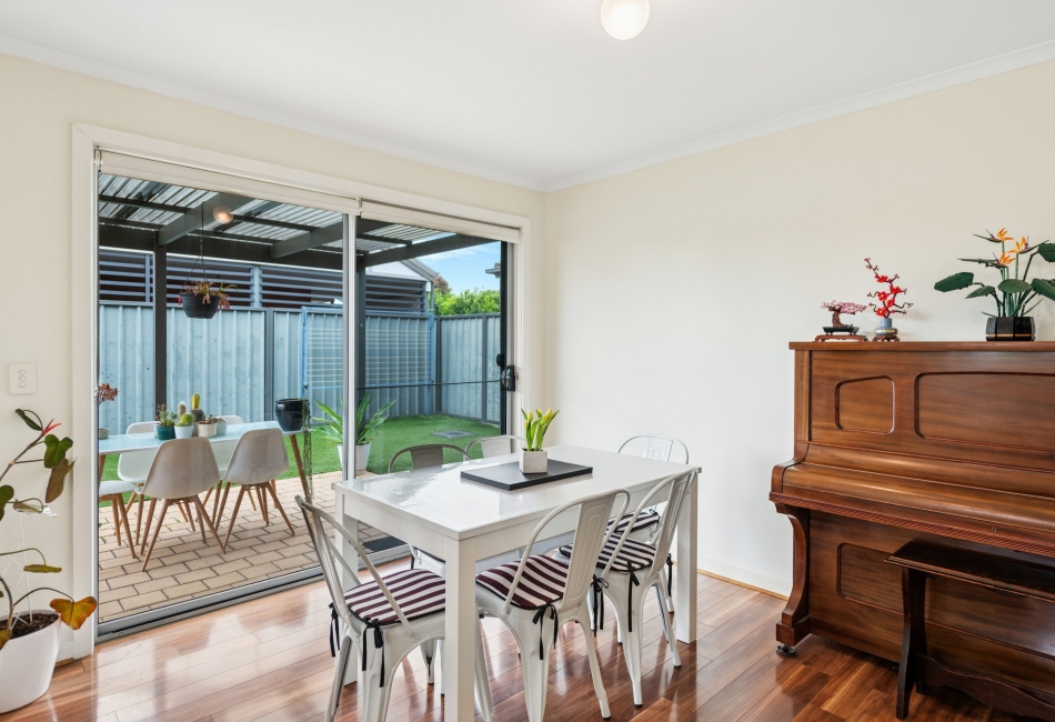 18 Waterman Terrace, Mitchell Park, SA 5043 AUS