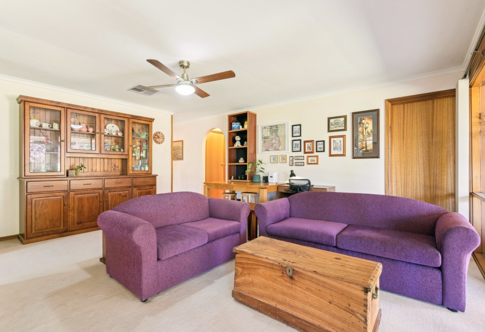 14 Farnsworth Drive, Morphett Vale, SA 5162 AUS