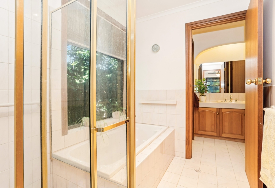 14 Farnsworth Drive, Morphett Vale, SA 5162 AUS