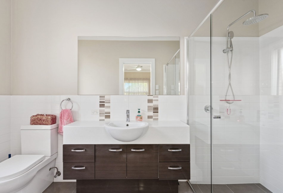 25 Keynes Avenue, Warradale, SA 5046 AUS