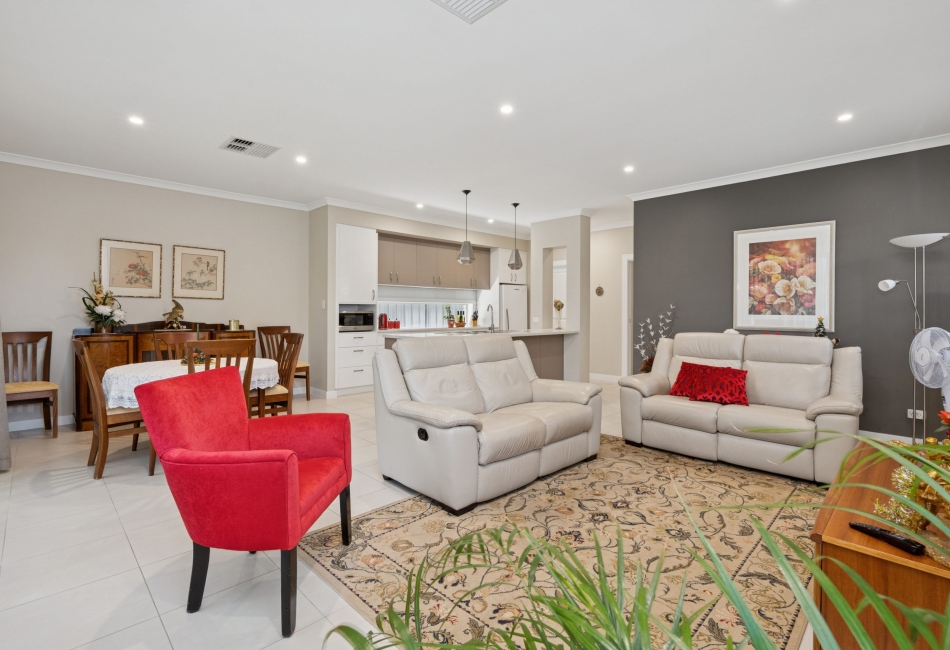 25 Keynes Avenue, Warradale, SA 5046 AUS