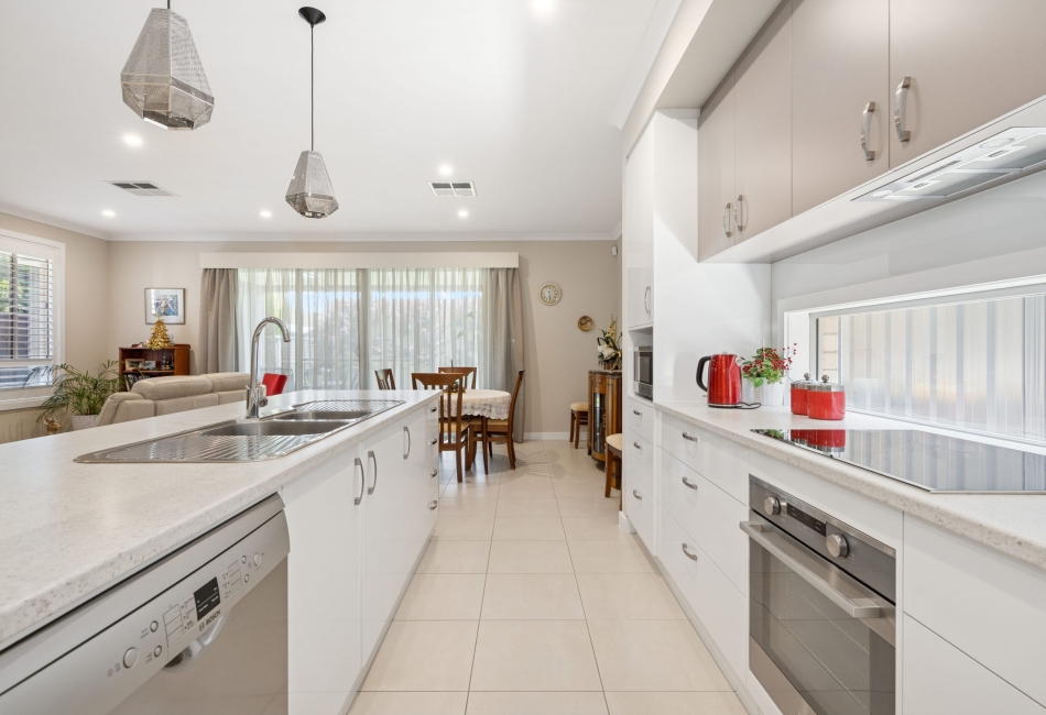 25 Keynes Avenue, Warradale, SA 5046 AUS