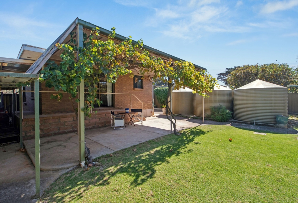 8 Ocean Road, Middleton, SA 5213 AUS