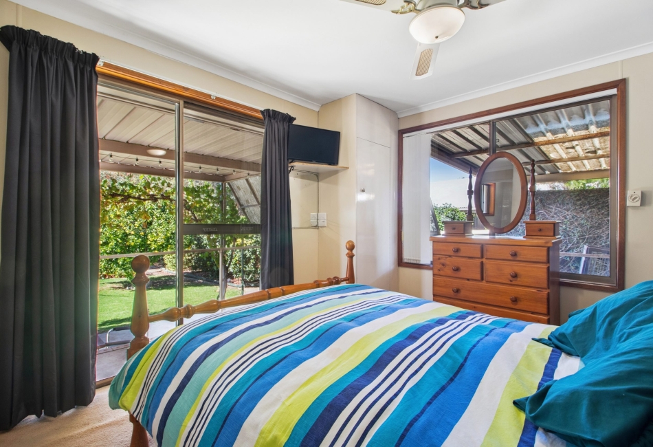 8 Ocean Road, Middleton, SA 5213 AUS