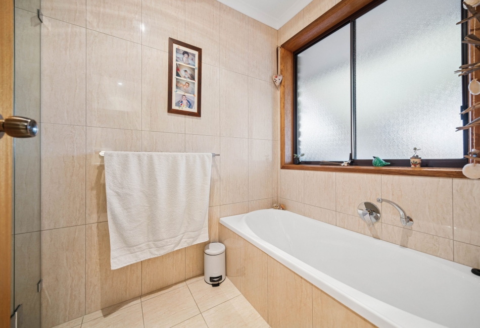 14 South Avenue, Hallett Cove, SA 5158 AUS