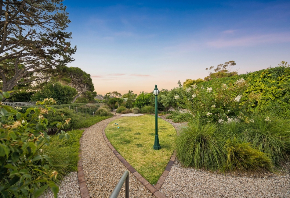 14 South Avenue, Hallett Cove, SA 5158 AUS