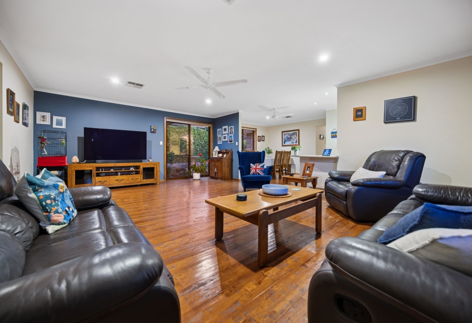 14 South Avenue, Hallett Cove, SA 5158 AUS