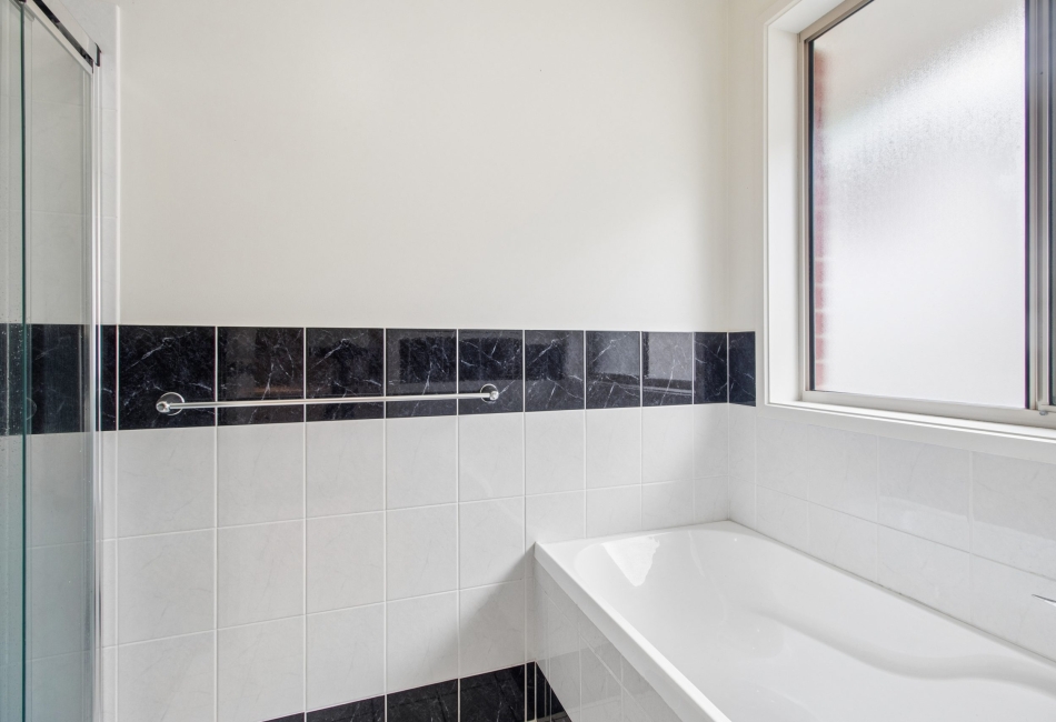 10 Goyder Road, Mount Compass, SA 5210 AUS