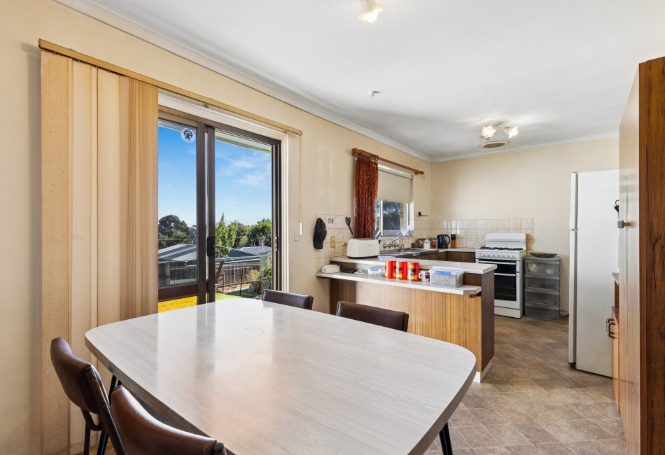 132 Black Road, Flagstaff Hill, SA 5159 AUS