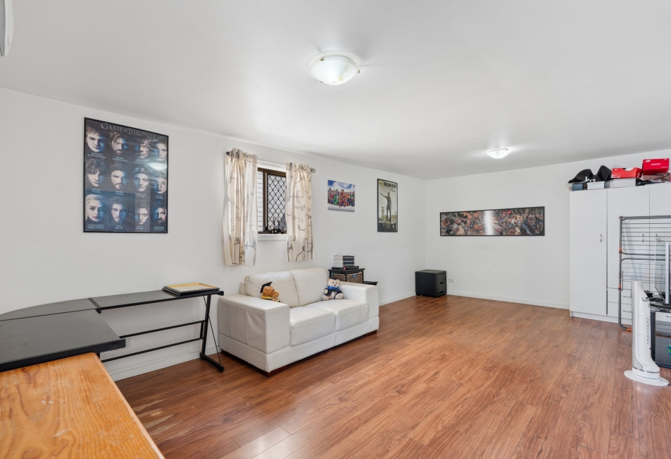 27 Lyons Street, Brooklyn Park, SA 5032 AUS