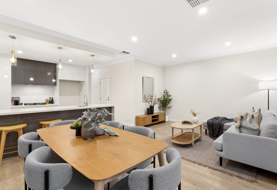 31b Farnham Road, Keswick, SA 5035 AUS