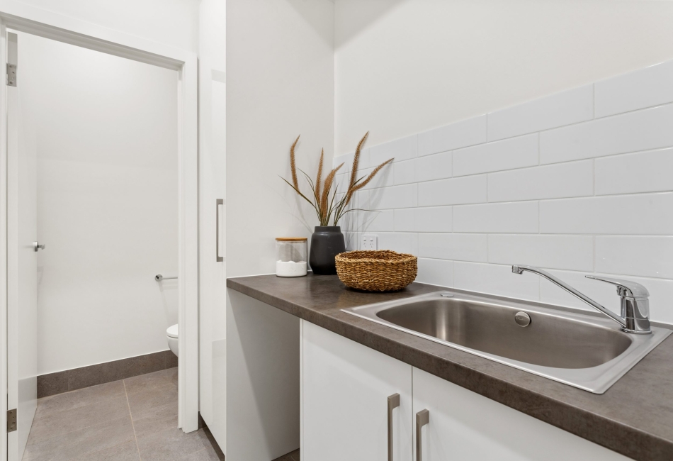 31a Farnham Road, Keswick, SA 5035 AUS