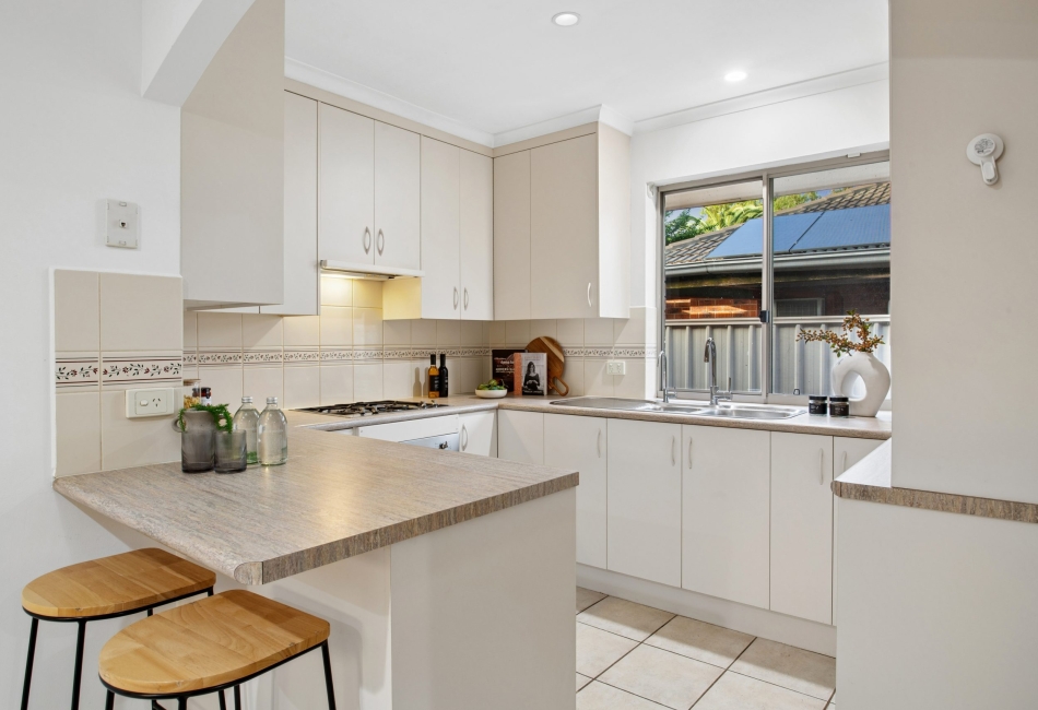 10 Cunningham Street, Morphett Vale, SA 5162 AUS
