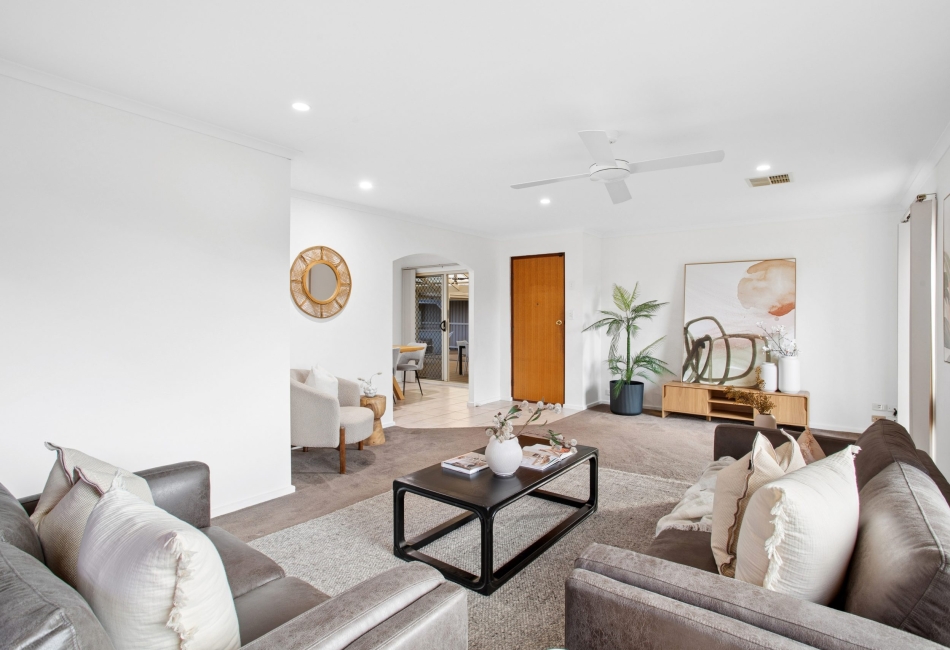 10 Cunningham Street, Morphett Vale, SA 5162 AUS