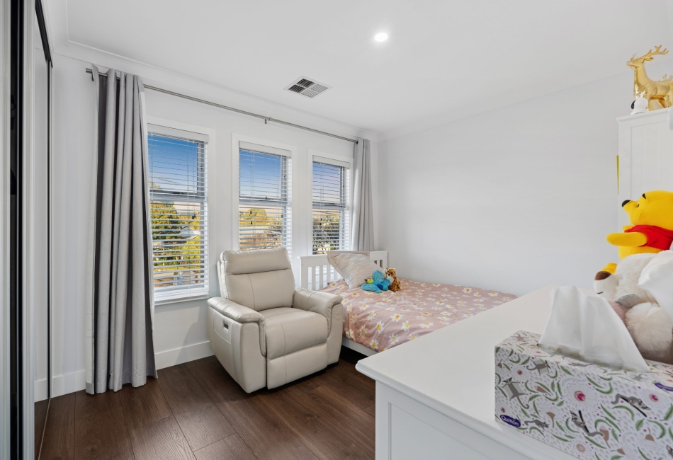8 Lodge Street, Mitchell Park, SA 5043 AUS