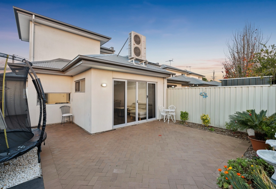 8 Lodge Street, Mitchell Park, SA 5043 AUS