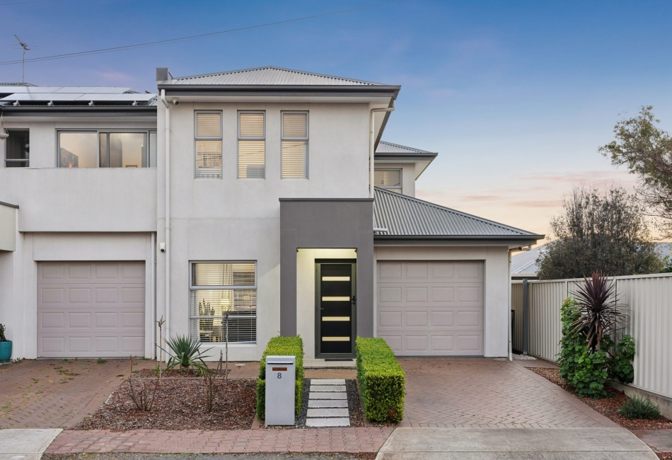 8 Lodge Street, Mitchell Park, SA 5043 AUS