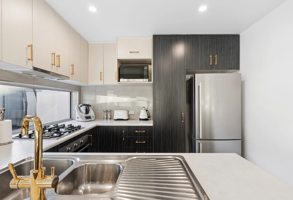 8 Lodge Street, Mitchell Park, SA 5043 AUS