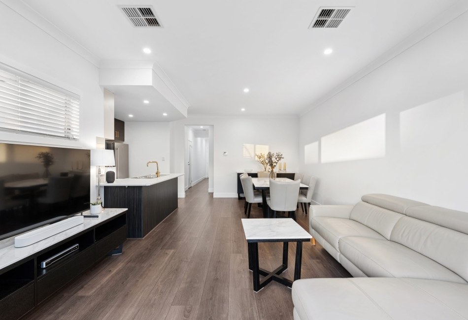 8 Lodge Street, Mitchell Park, SA 5043 AUS