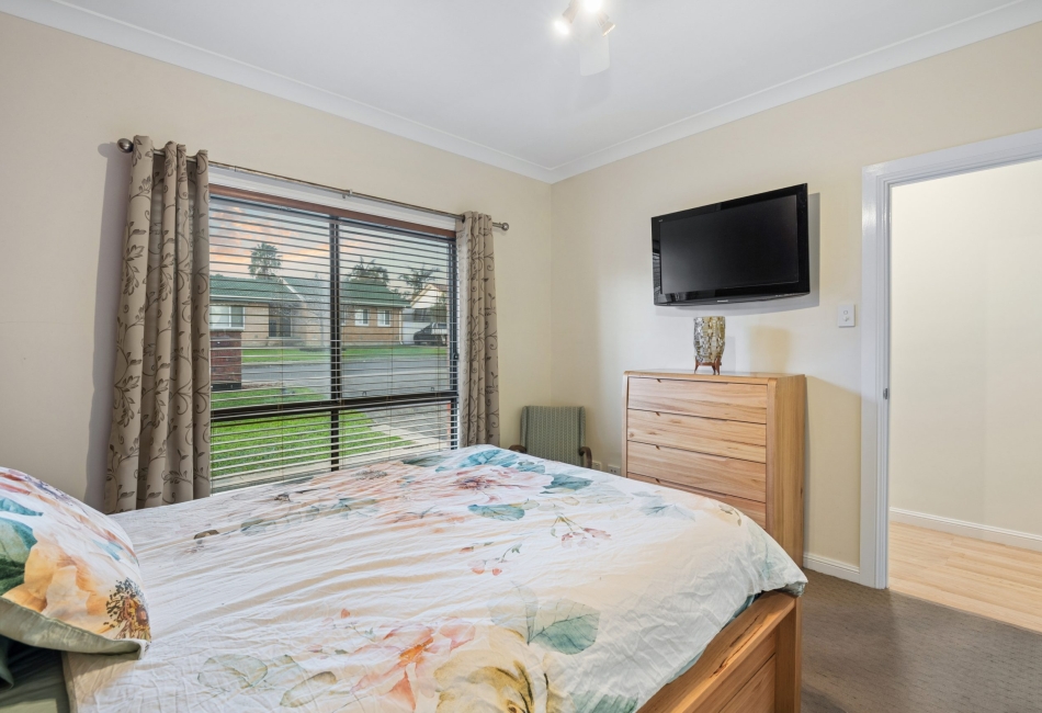 28 Quinn Street, Christie Downs, SA 5164 AUS