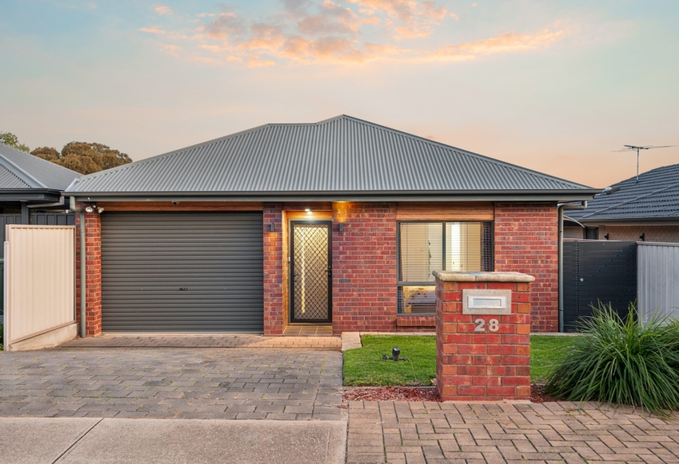 28 Quinn Street, Christie Downs, SA 5164 AUS