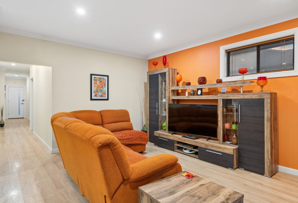 28 Quinn Street, Christie Downs, SA 5164 AUS